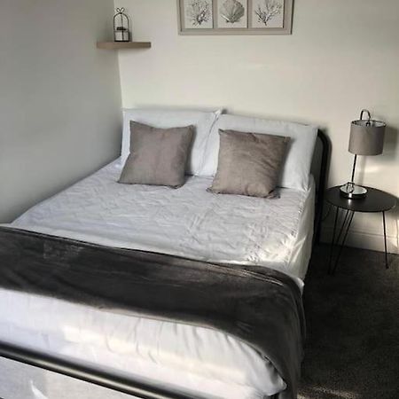 First Floor Apartment With Mountain Views Tywyn Exterior foto